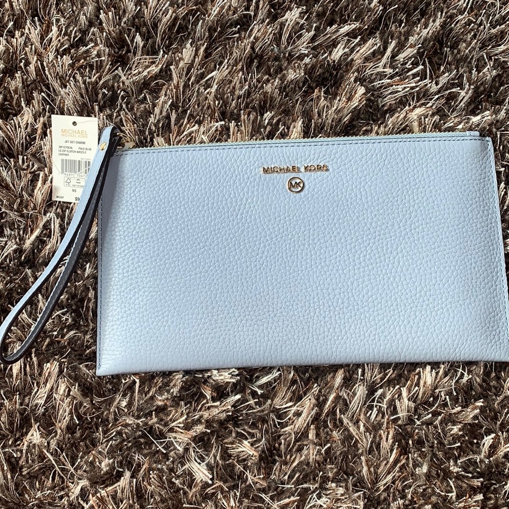 Michael Kors wristlet